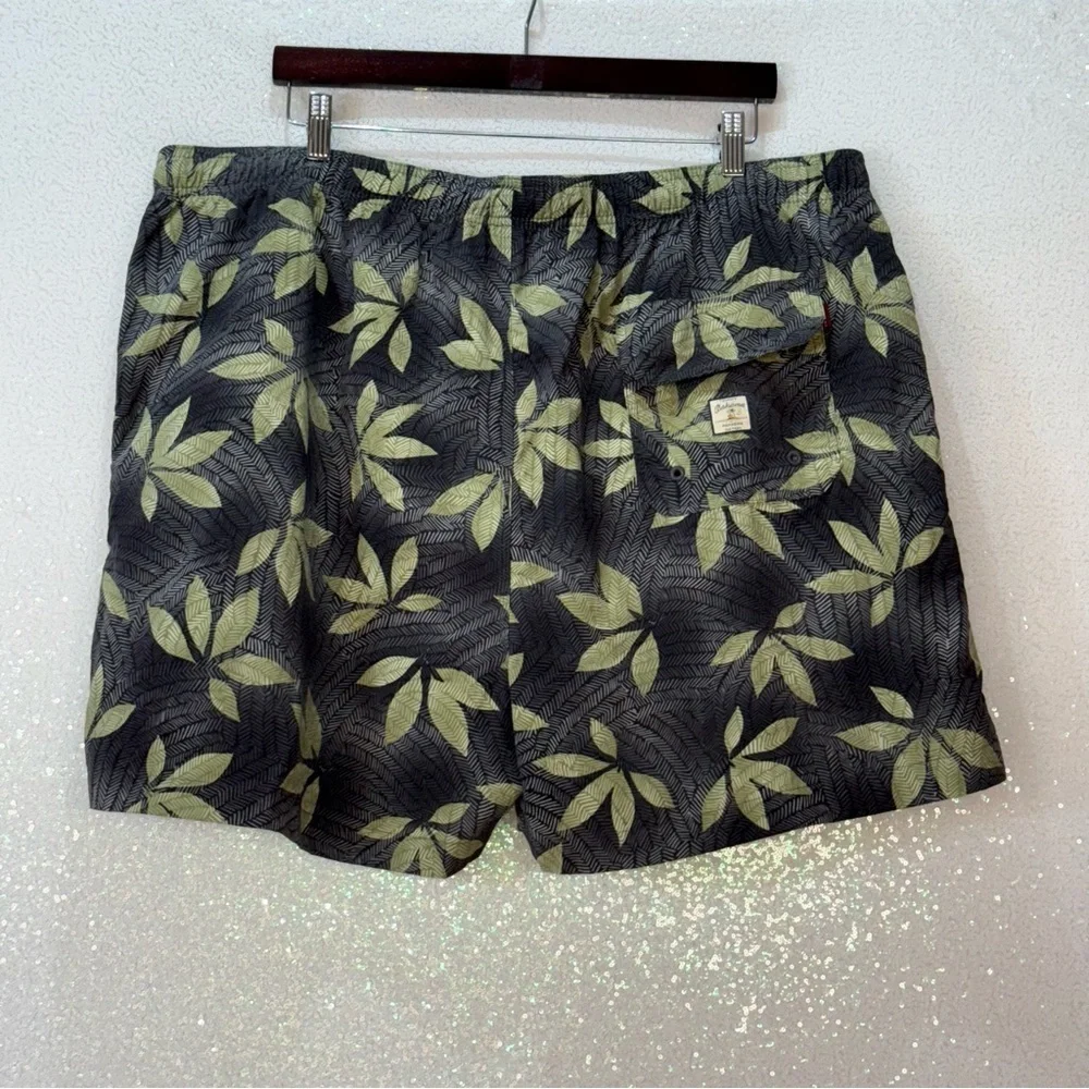 Tommy Bahama Leaf Print gray/green Men's Swim Shorts size XXL